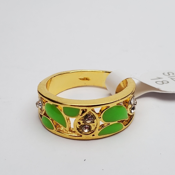 Gold plated red, green, black enamel cocktail ring - Picture 4 of 9